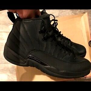 Jordan 12 winter black